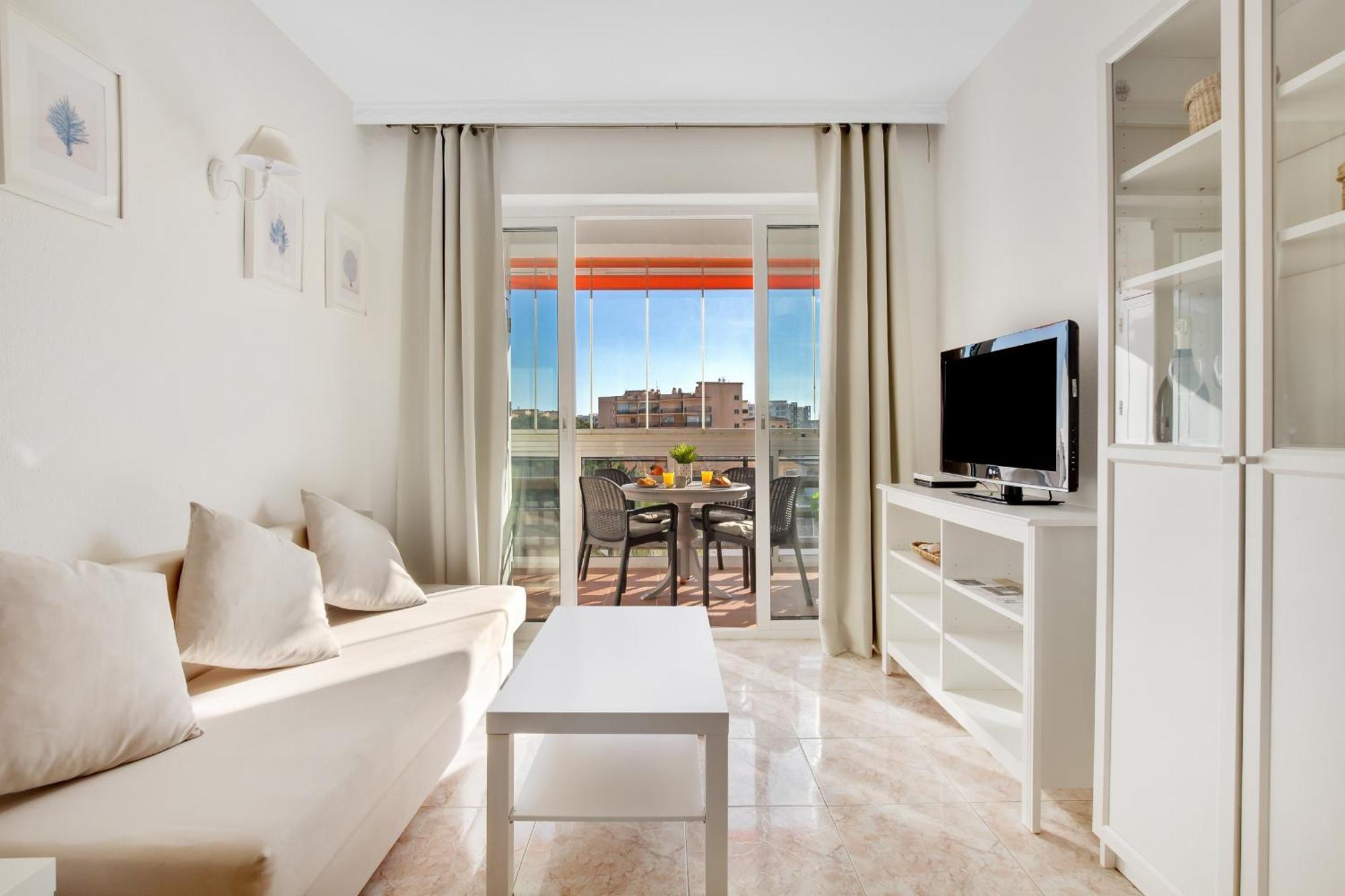 Ferienwohnung Sol Montemar 54 By Ivi Real Estate Torremolinos Exterior foto